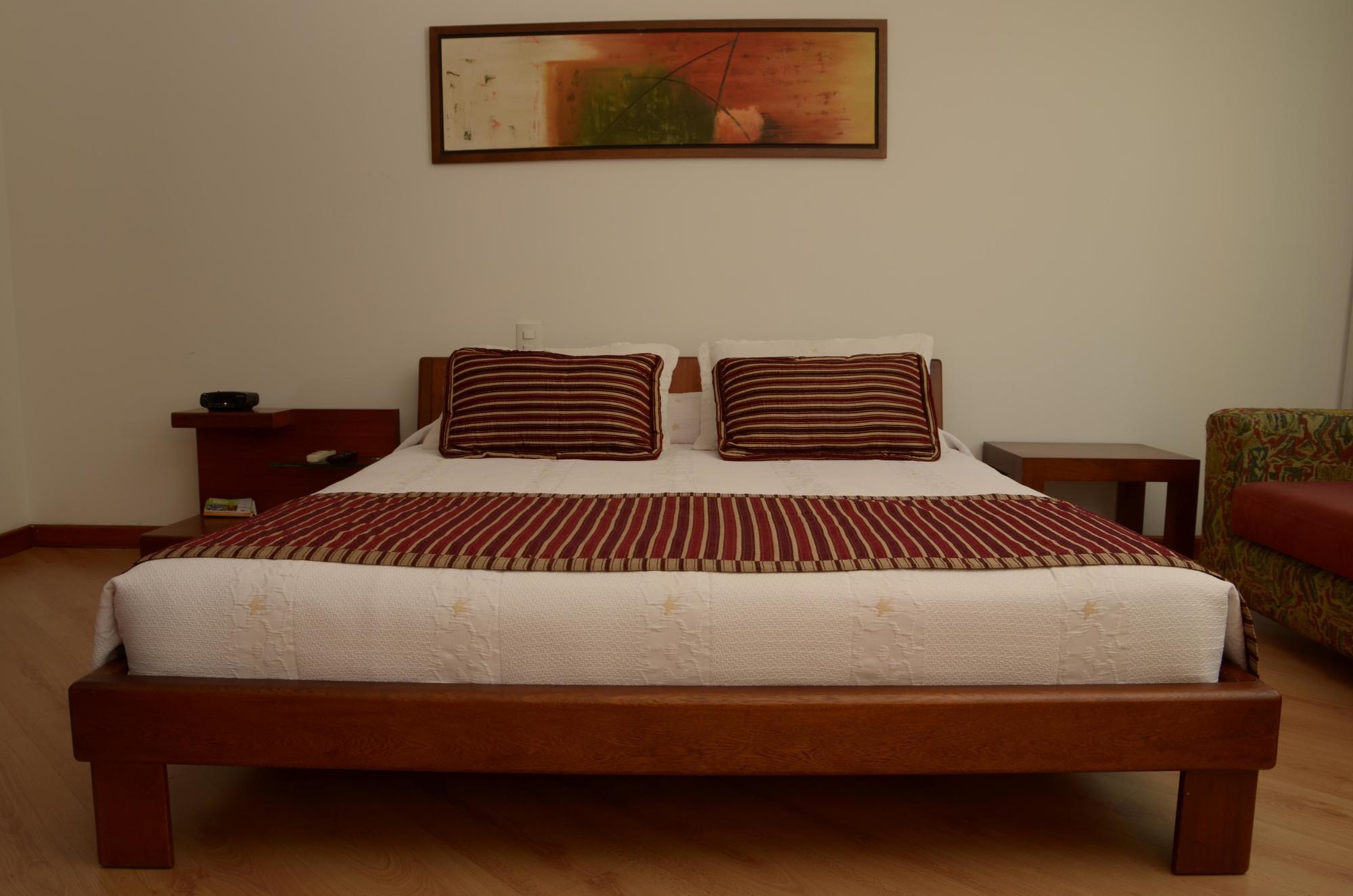 Hotel Casa Victoria Medellín Exteriör bild